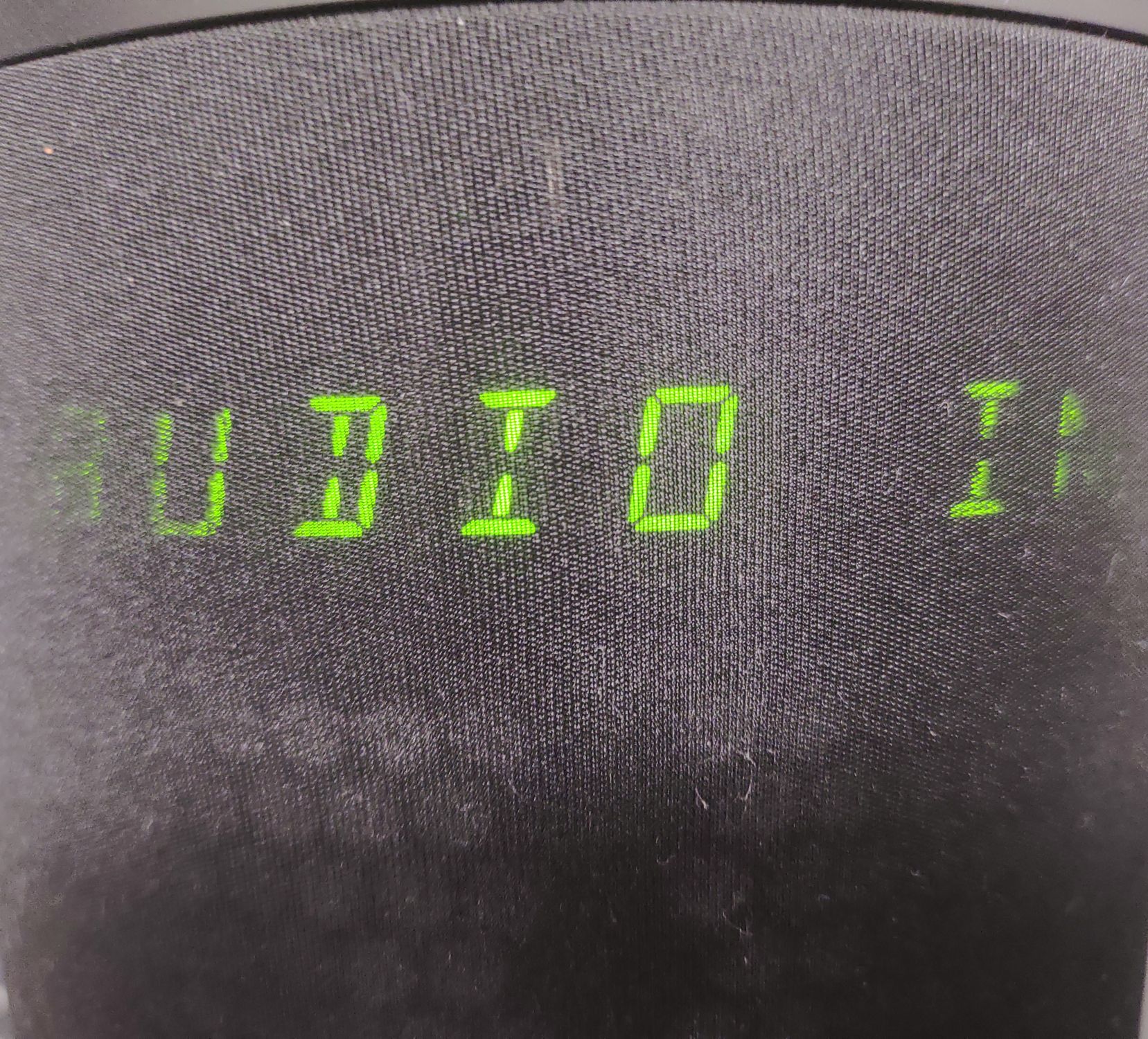 AUDIO  IN 　　　　　　　　　　　　　　　　　What kind of music do you listen to?