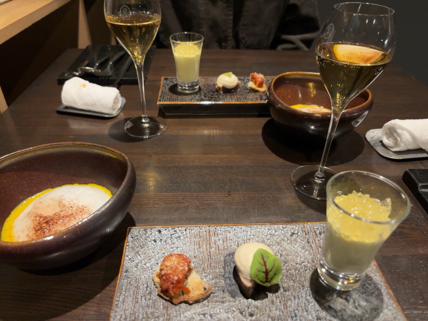 実労時間平日2時間のみで高収入高学歴のねこには、付き合って2年目になるミスコン準優勝でモデルで進学校の16歳のとっても優しくてかわいい婚約者がいるから、