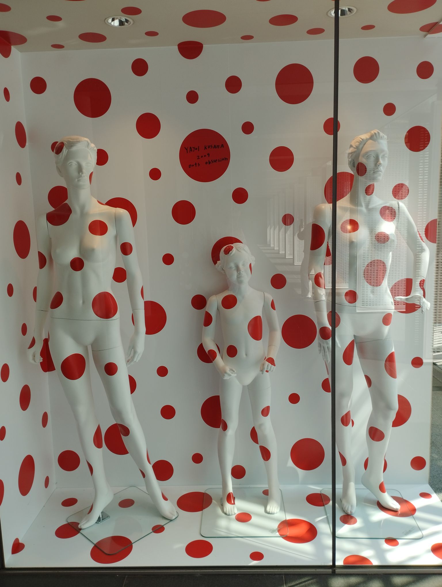 前衛芸術って分かりません‥