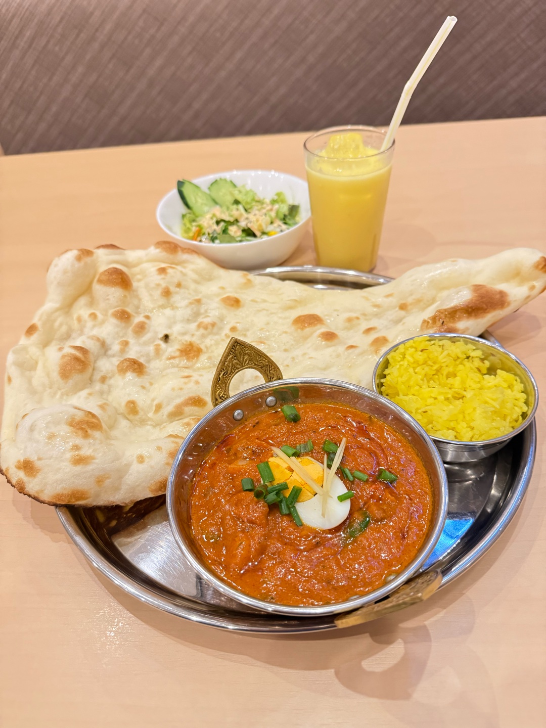 今日は、ナンカレー