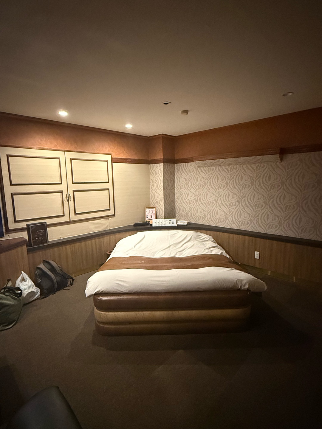 泊まりたいホテルは？(^^)