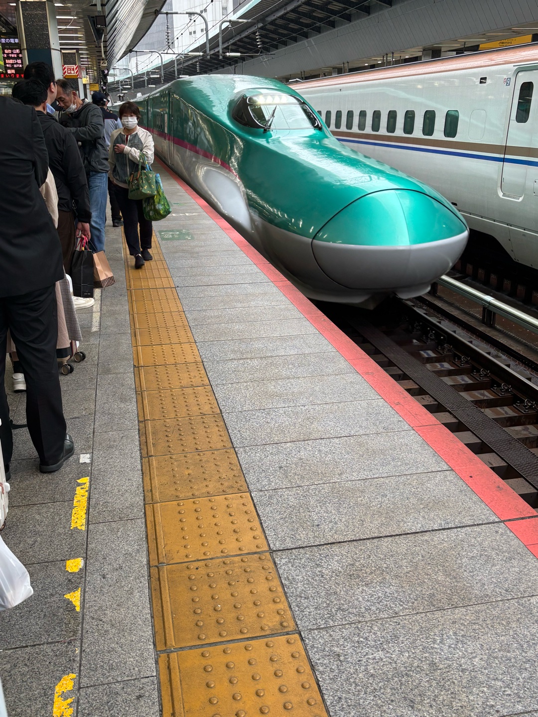 ゴールデンウィーク、新幹線使った人いますか？