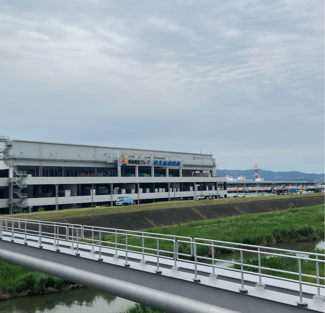 クイズ:ここがどこかわかる人！🙋‍♂️