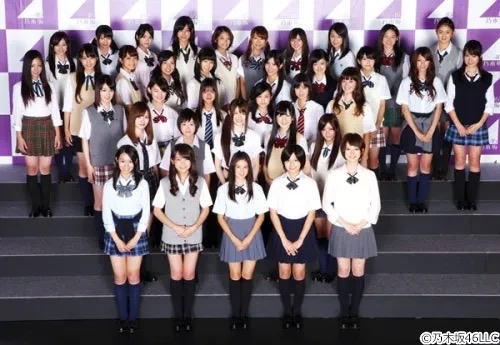 乃木坂46で一番好きな曲教えてください