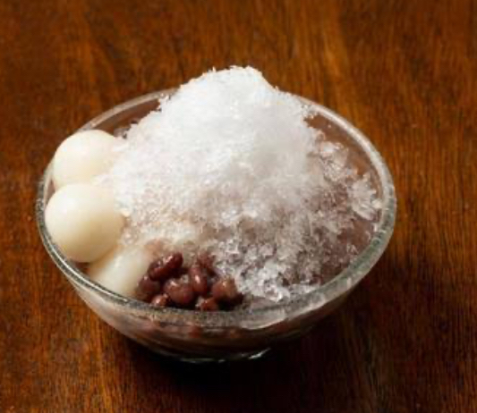 これはぜんざいでしょうか！かき氷でしょうか？(沖縄ではぜんざいです)