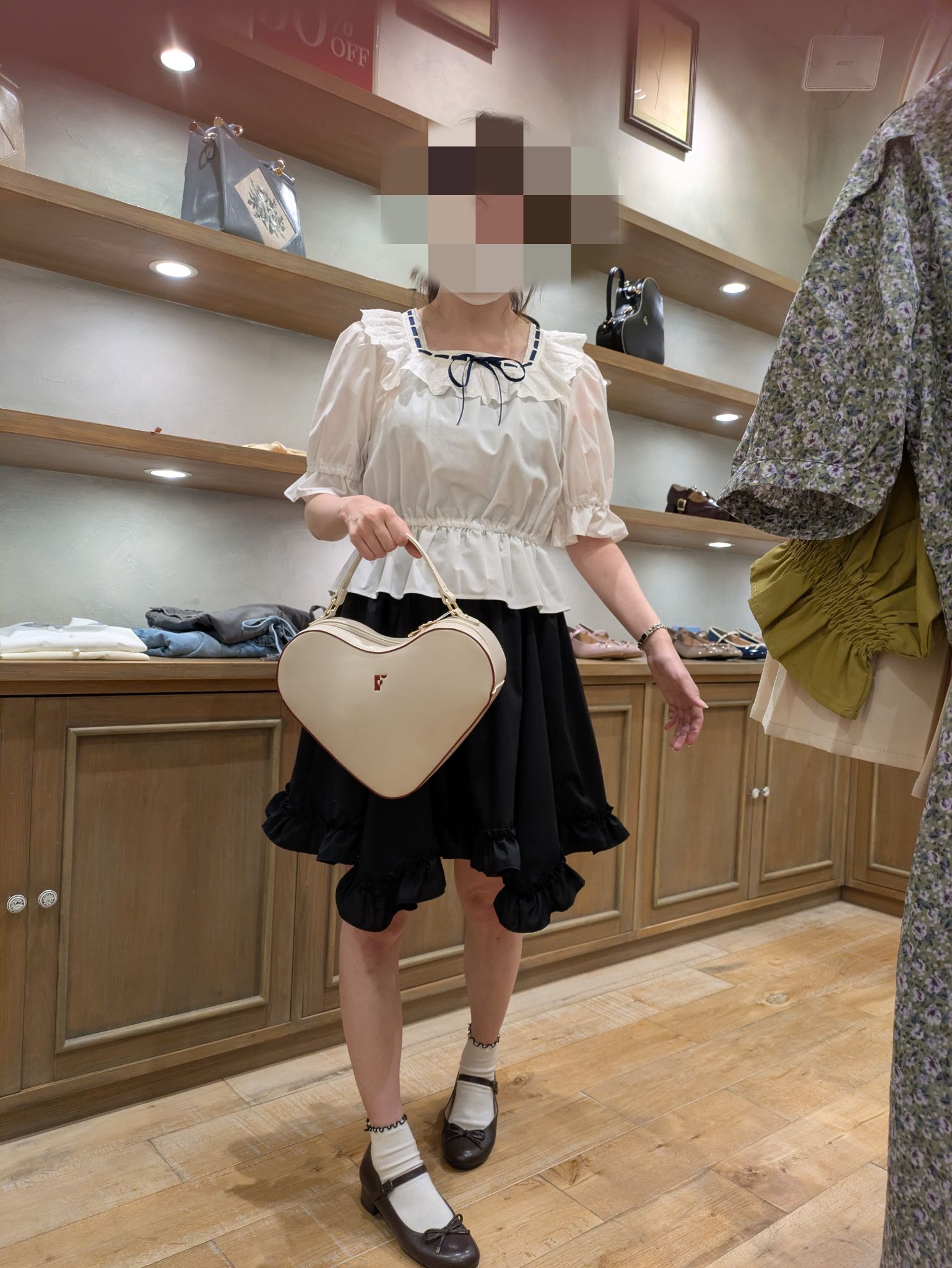 この服、可愛くないかな？