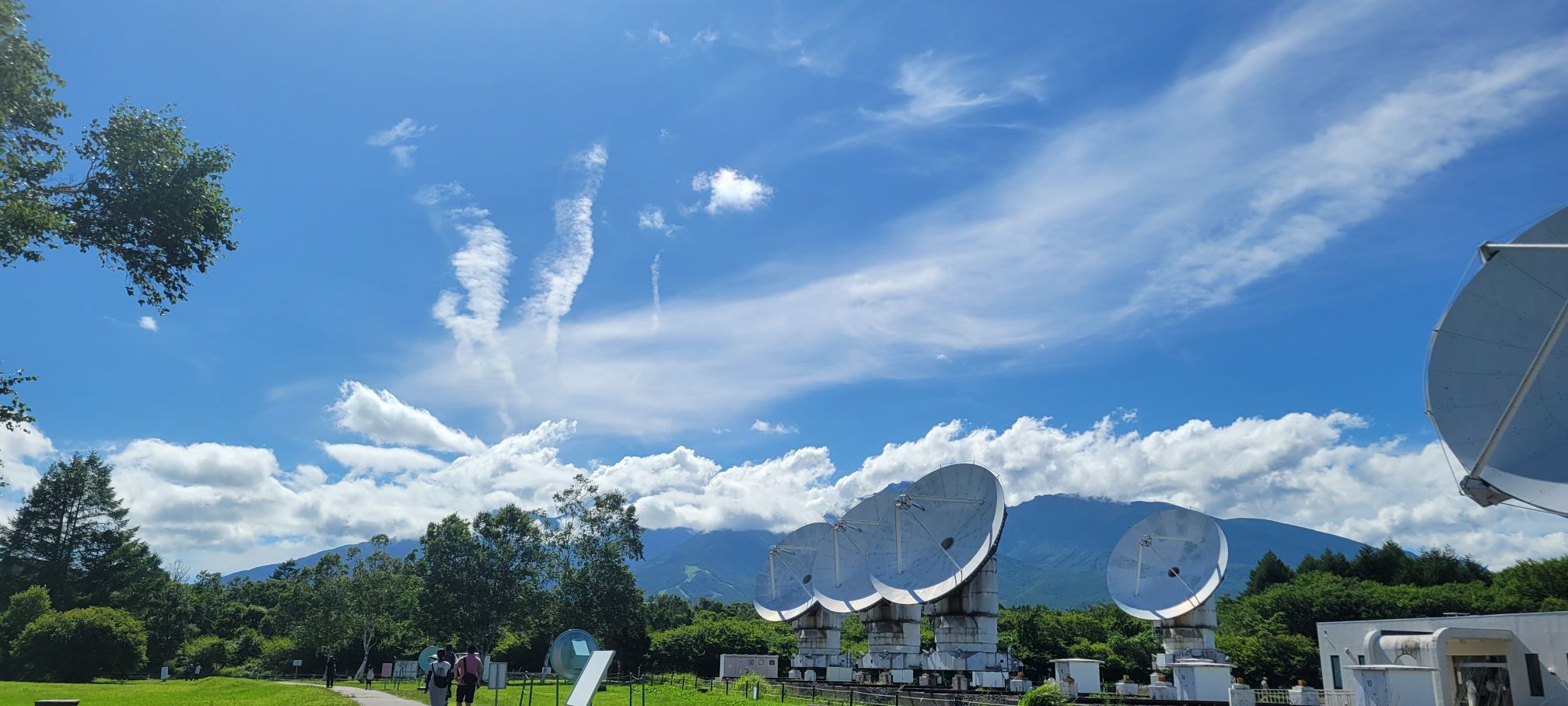 この夏は、何をします？花火大会に行くやゲームセンターに行くなどなんでもOKです