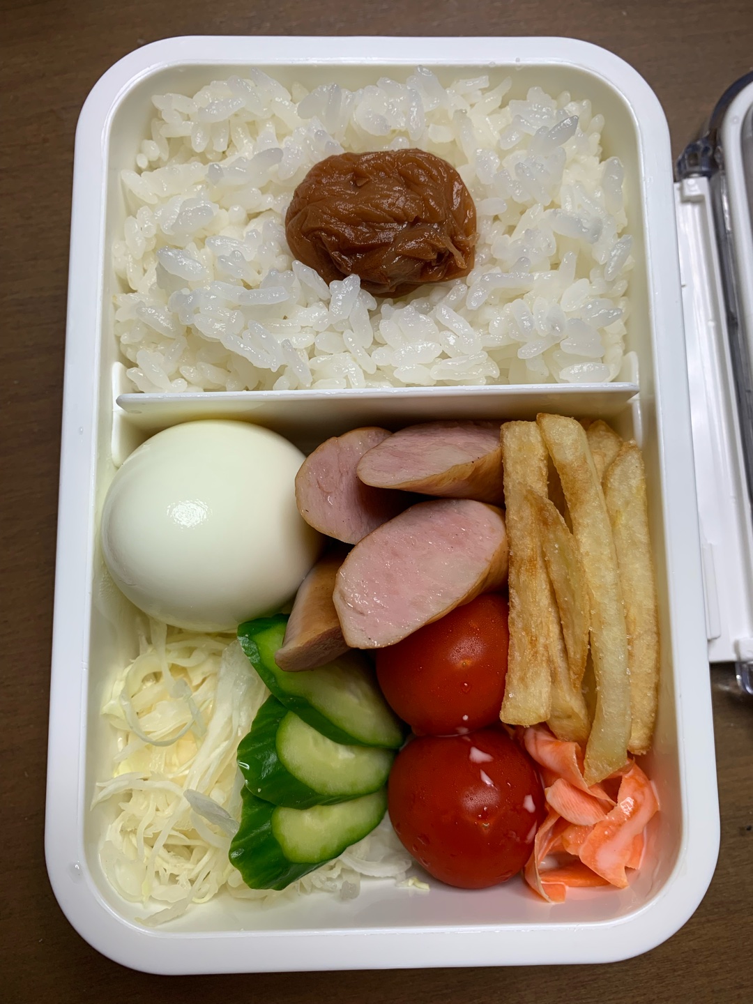 食べたいものを作ってお弁当に入れるんだけど、ありきたりになってる！　お弁当に入ってると嬉しいおかずあったら教えて！