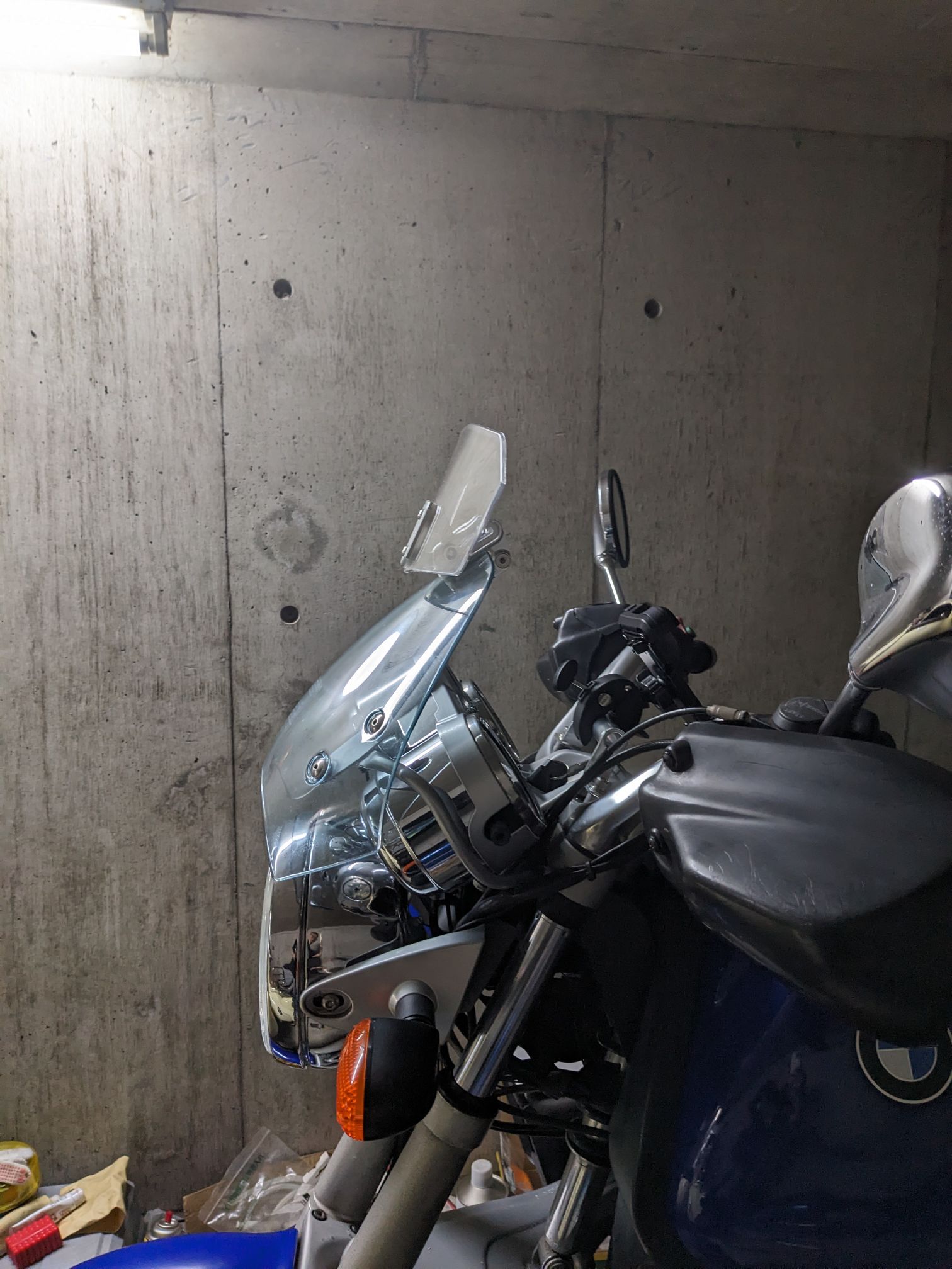 この追加のウィンドシールド使っている方に質問です。これ防風効果どうですか?