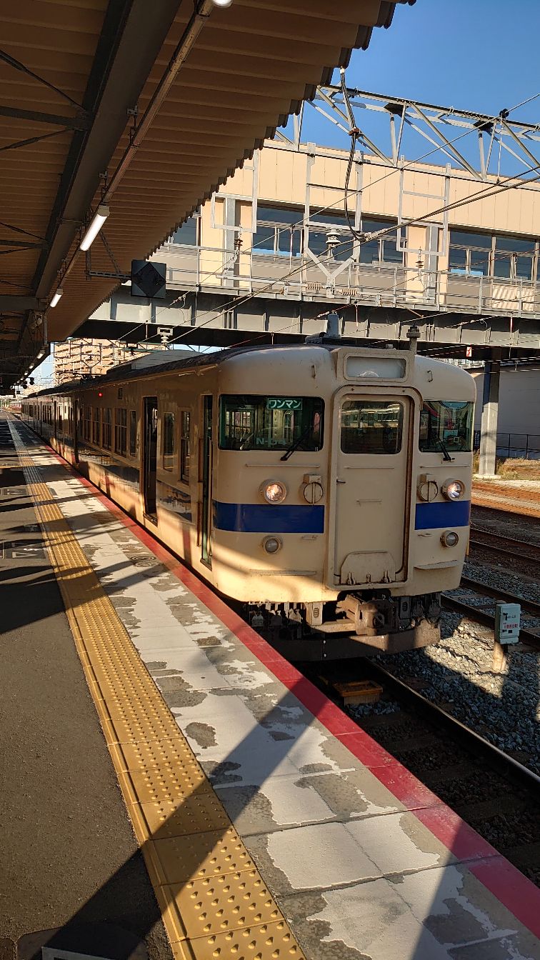 電車にそんな塗装するな どんな塗装をした？