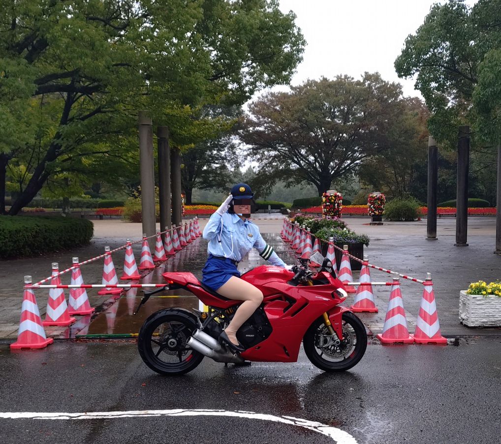 バイクに乗る時の理想の格好