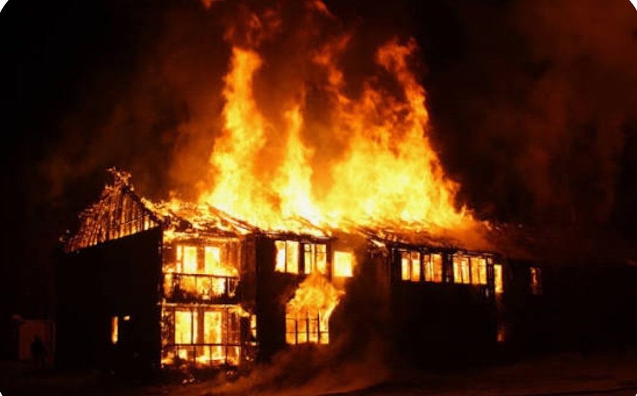 貴方の家が火事になりました！さてどうする？