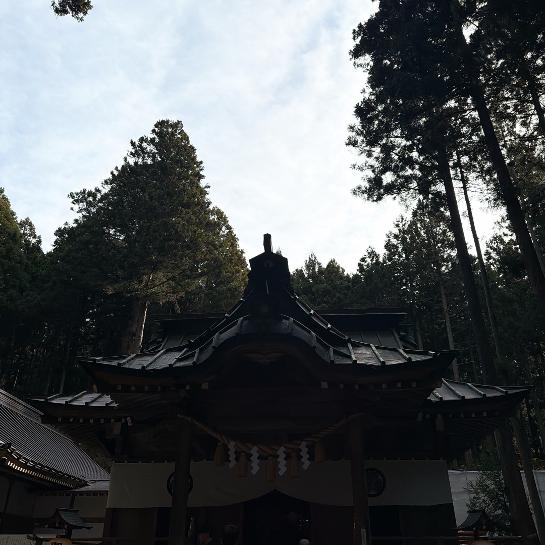 俺をずっと愛してくれる(毎日必要以上連絡してくれる)人いるかな？