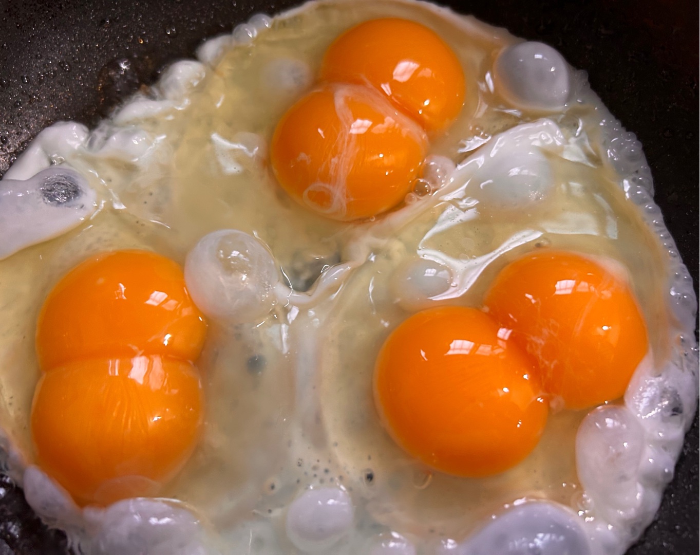 アナタの最近のHAPPYを教えて♪