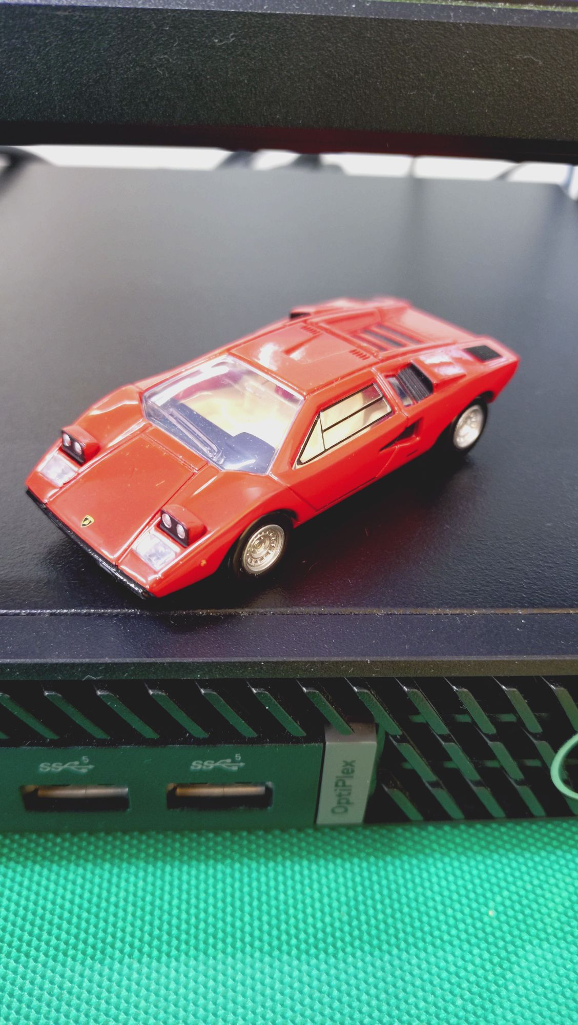 皆さんのデスク