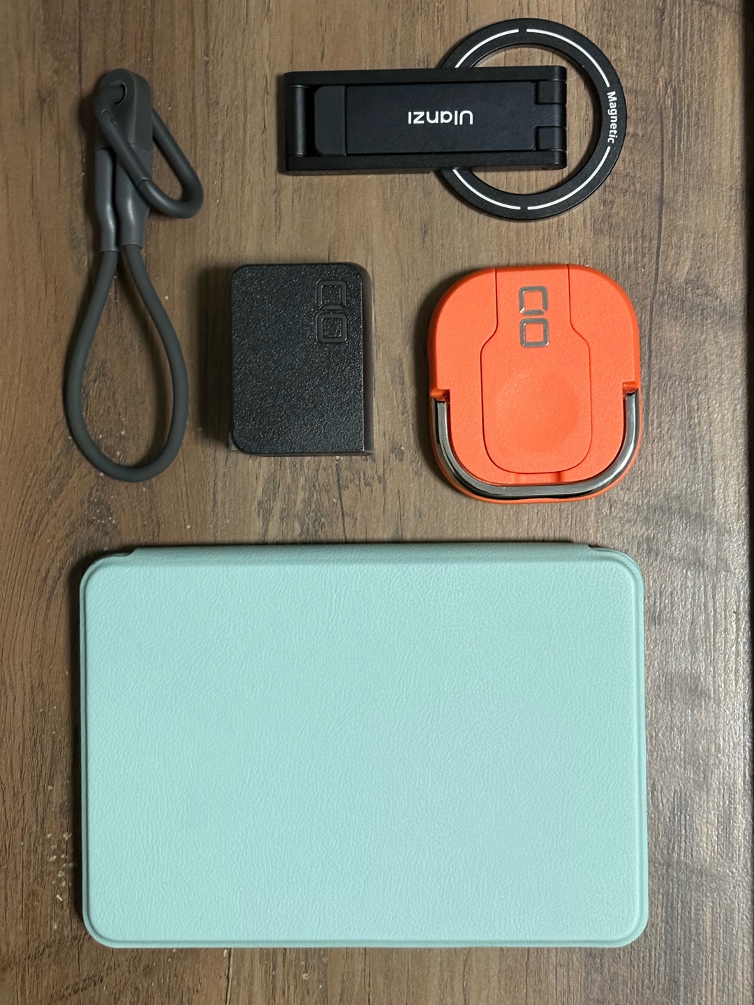 最近買ったガジェットを教えてください。