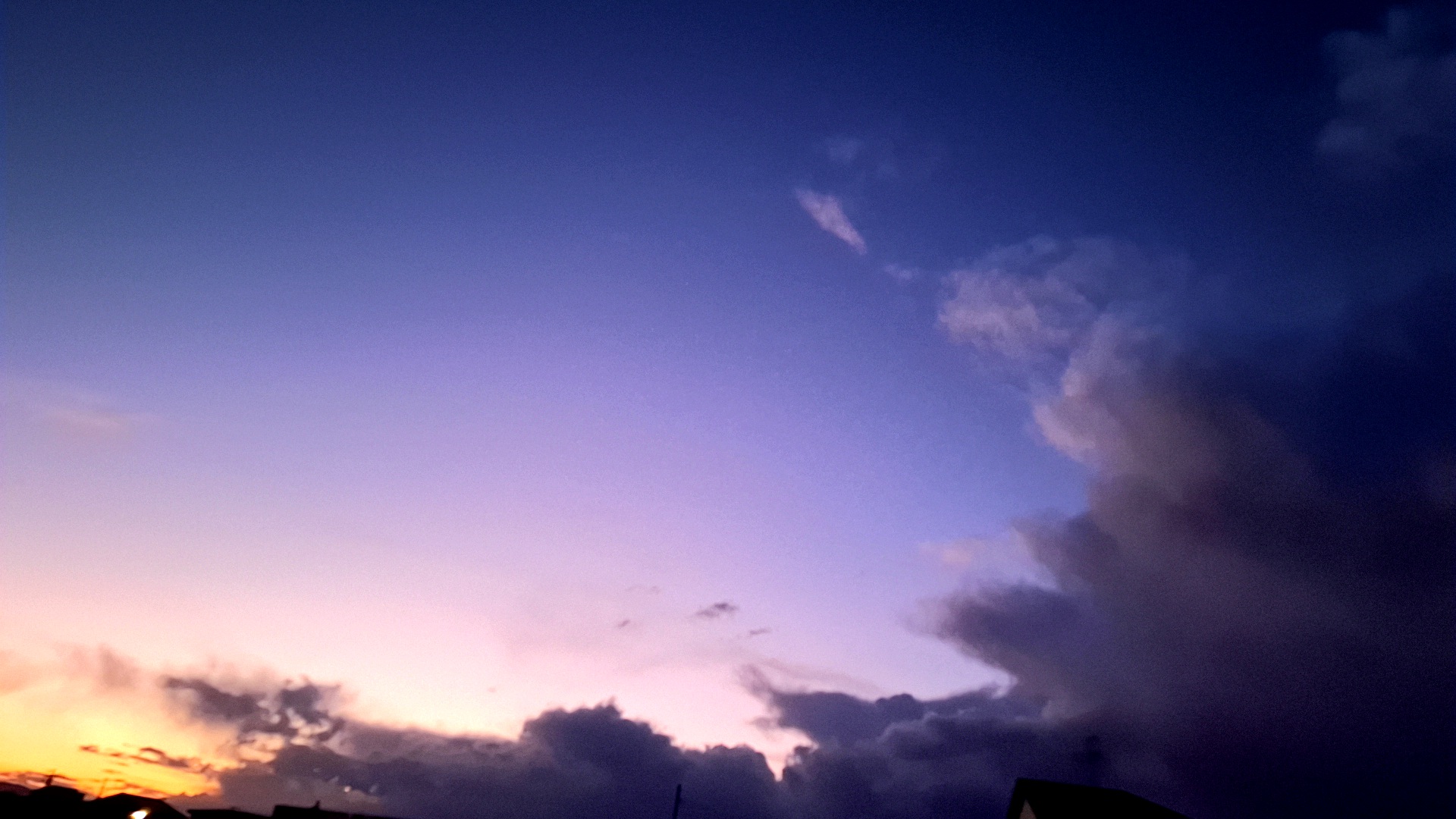 スマホの壁紙どれがいい？