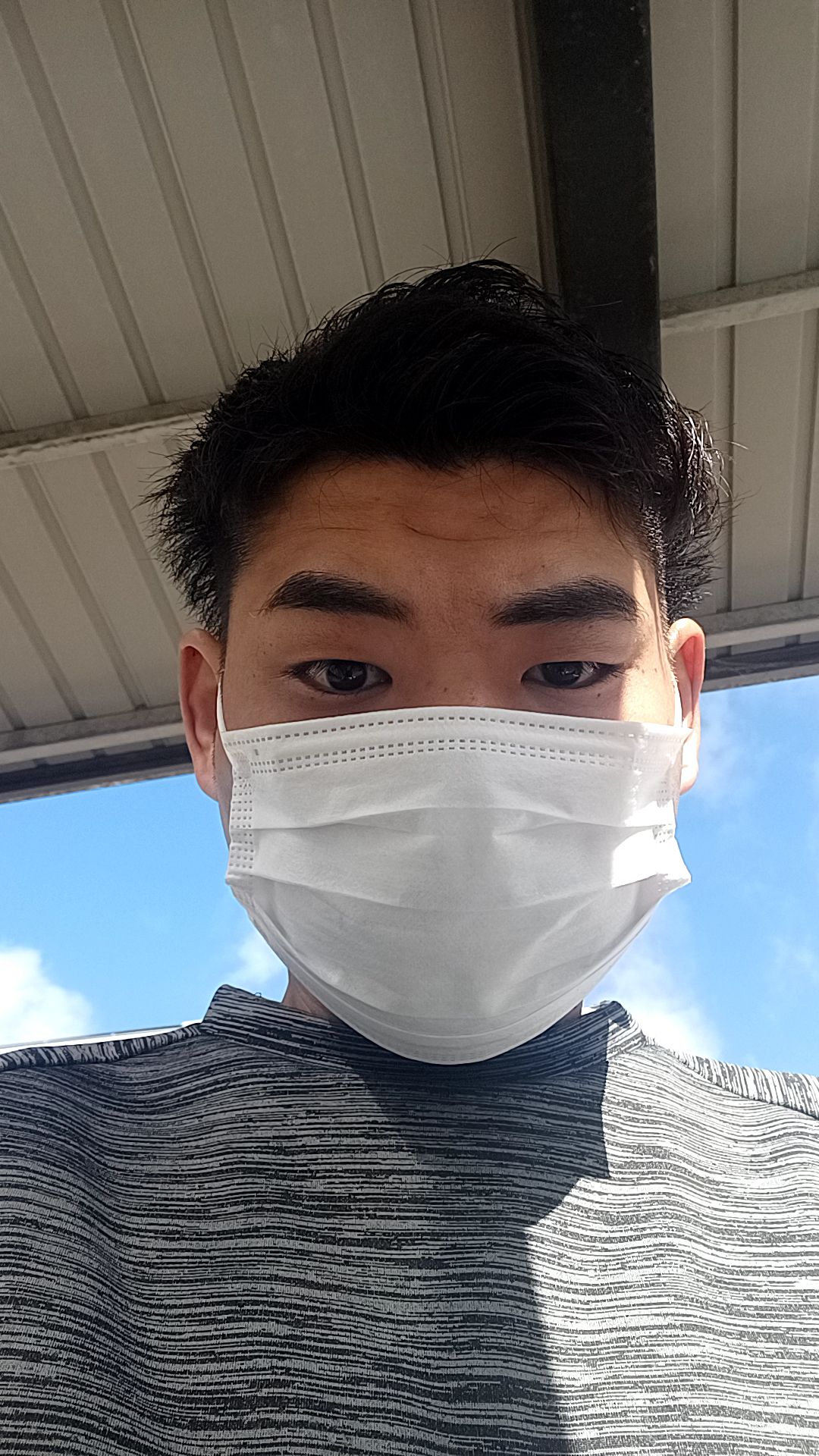 自分男なんですが八重歯が好きな男性って女子からしたら引くのかな？