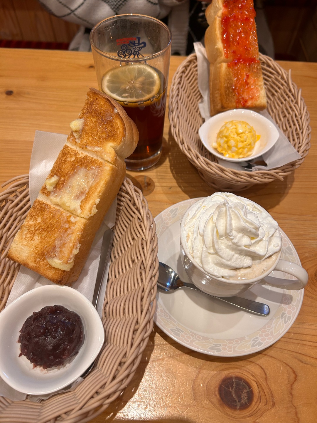 Ｚ李氏の仮装通貨が早くも爆上がりしてるみたいですが、、数年前のGACKTコイン（スピンドル）みたいになる気がする｜キリン🦒の投稿-GRAVITY(グラビティ)  SNS