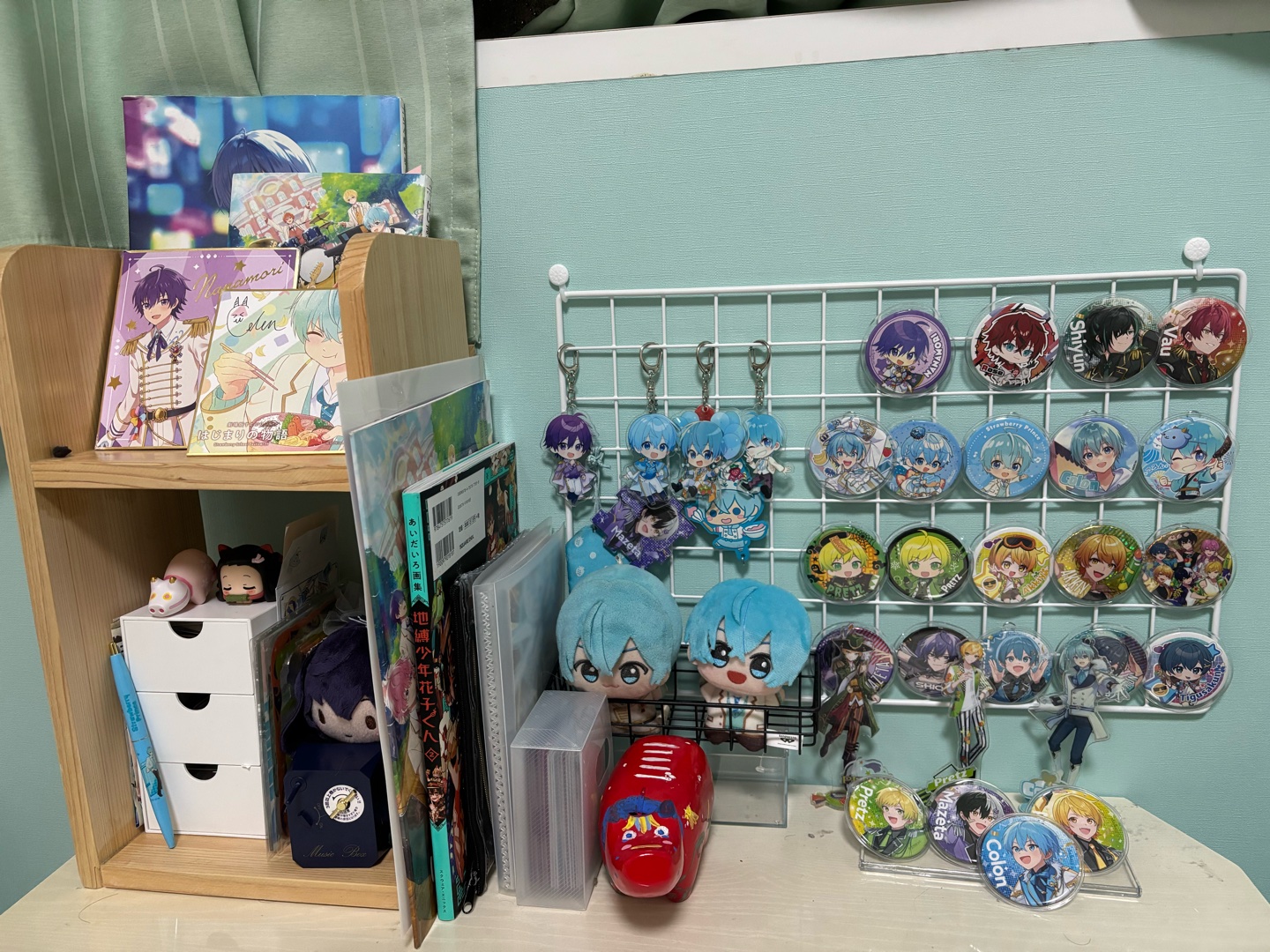 オタクの皆さんはどのようにグッズを飾ってますか？？