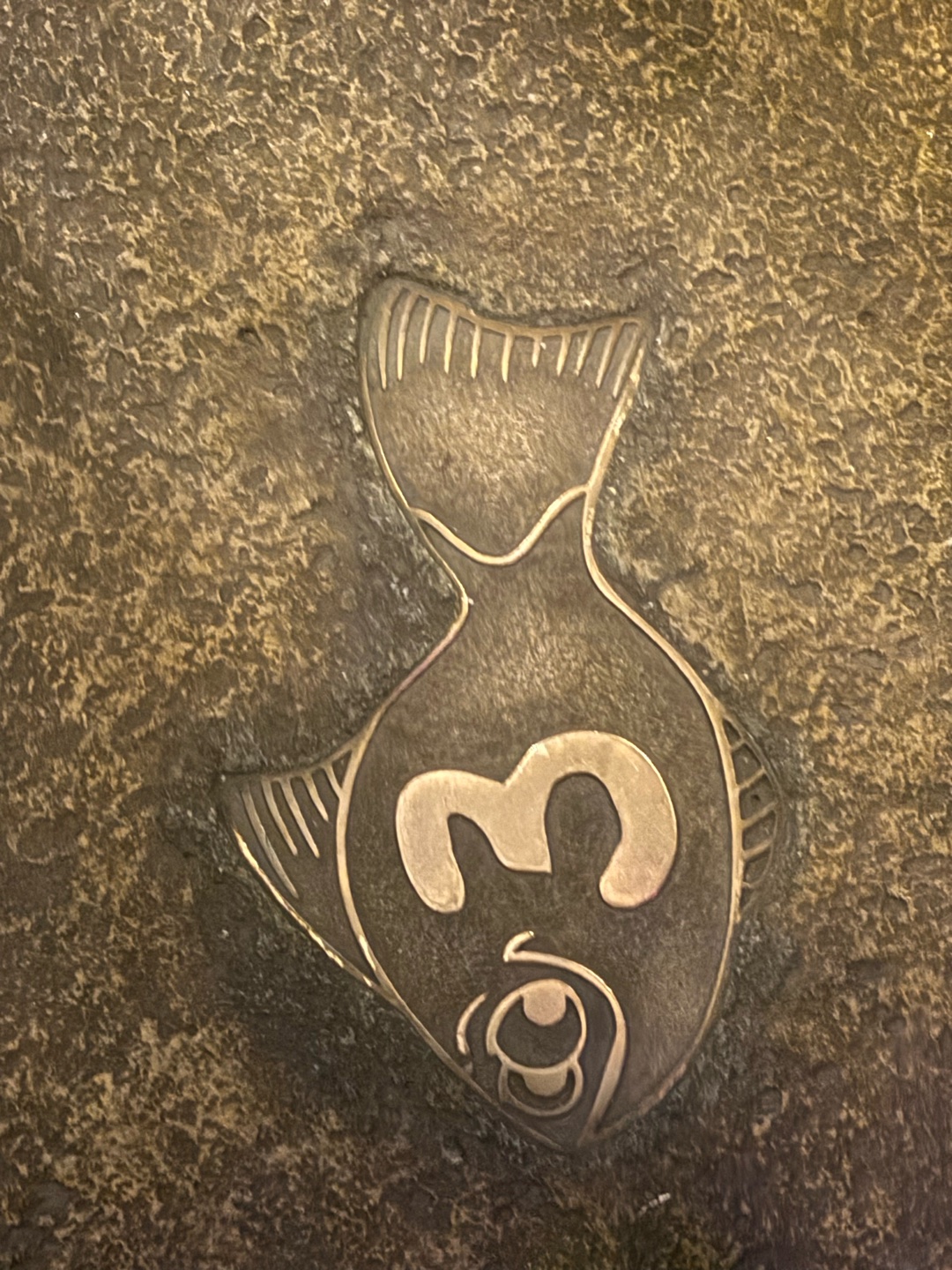 それぞれどこで撮られた写真でしょーか？