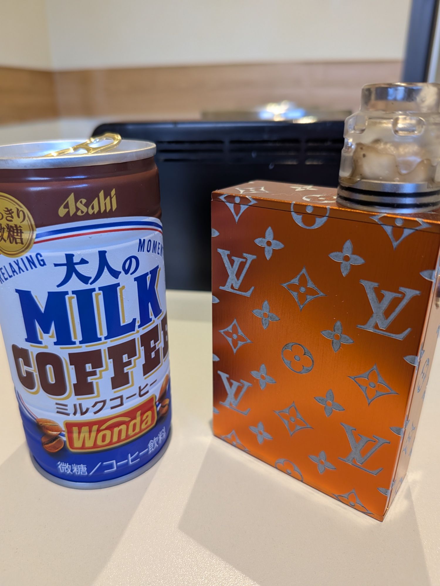 Vape吸ってても気にせず付き合ってくれる人居ないのか？