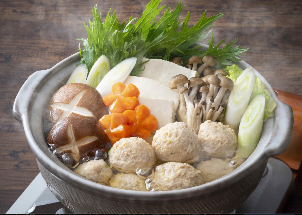冬にお鍋を食べる時箸で先にあなたは何を取って食べる？