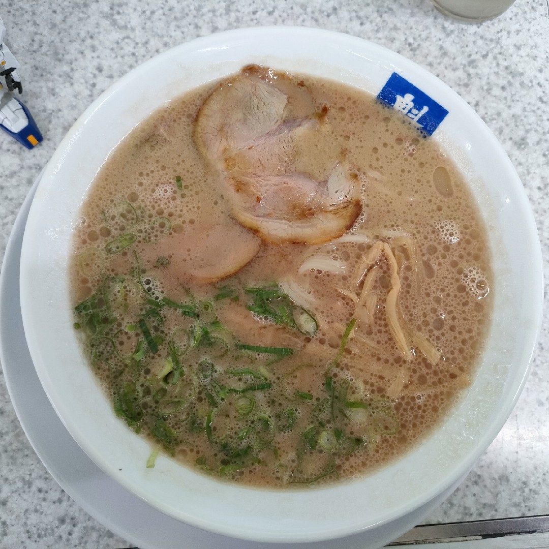 豚骨ラーメン