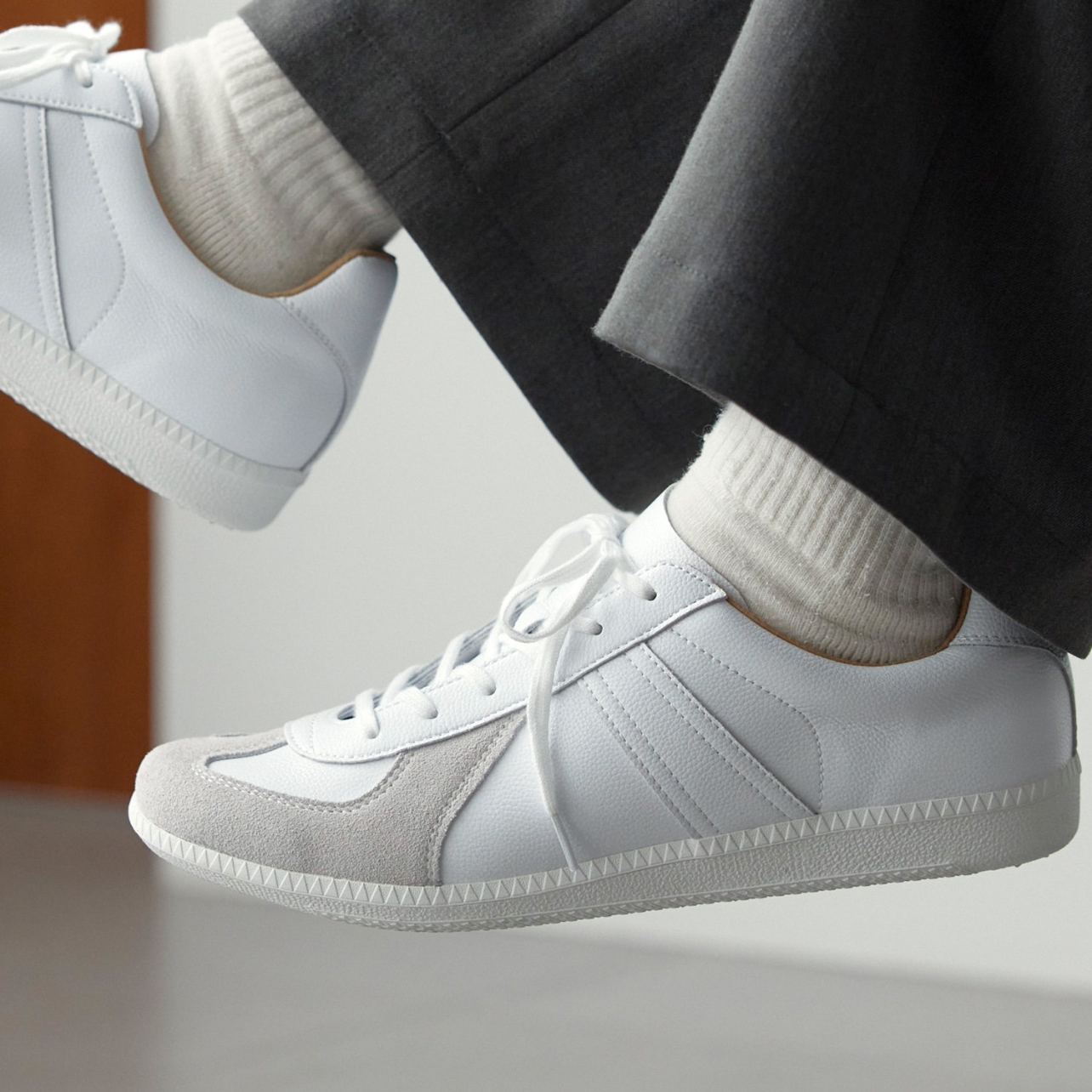 ホワイト × ホワイト