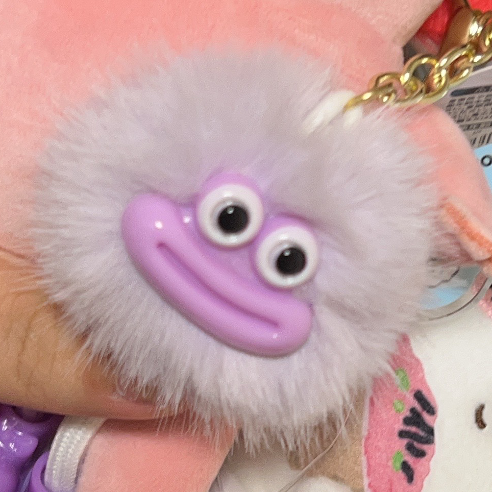 紫のもじゃもじゃ