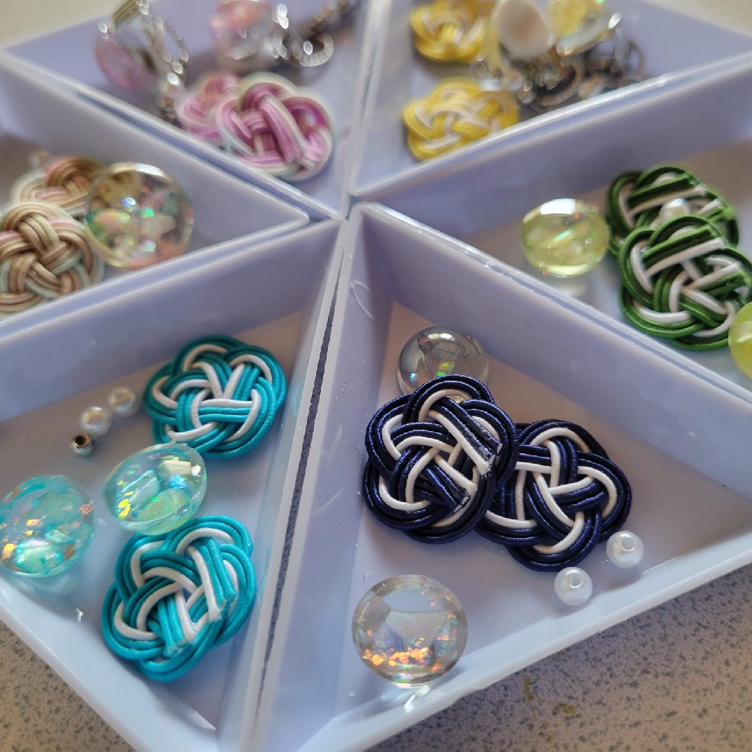 ピアス フック型