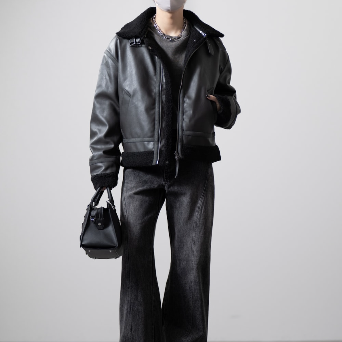 1.オールブラック