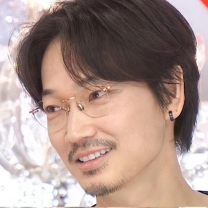 ふちなしメガネ