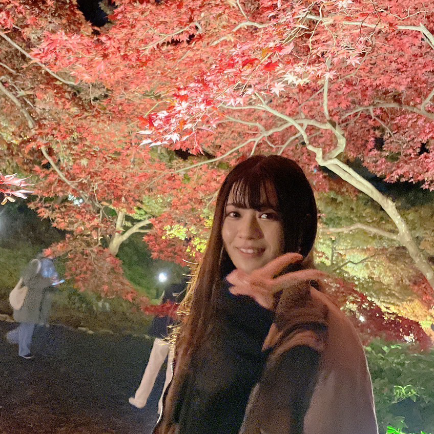 黒髪ストレートロング