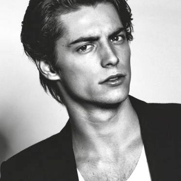 外見が魅力的な人