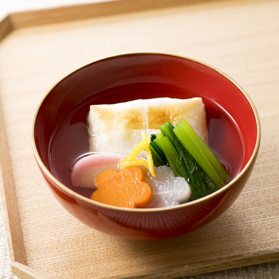 丸餅と醤油出汁の澄まし汁