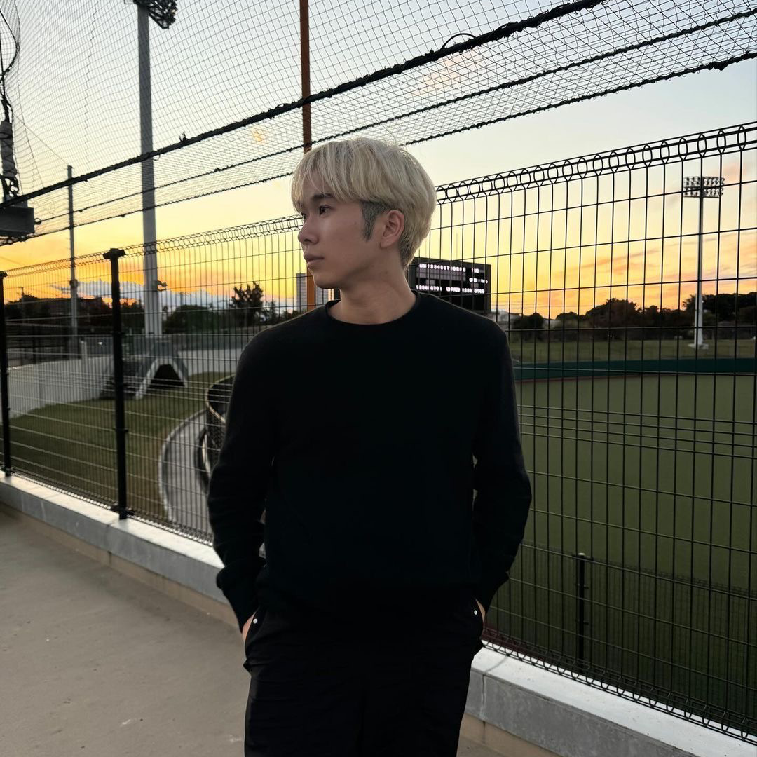 私はユーダイドだ、手を挙げろ。