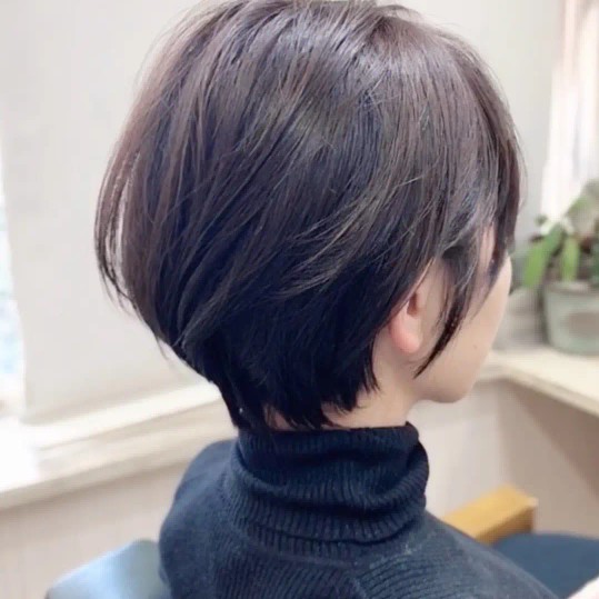 ショートヘア