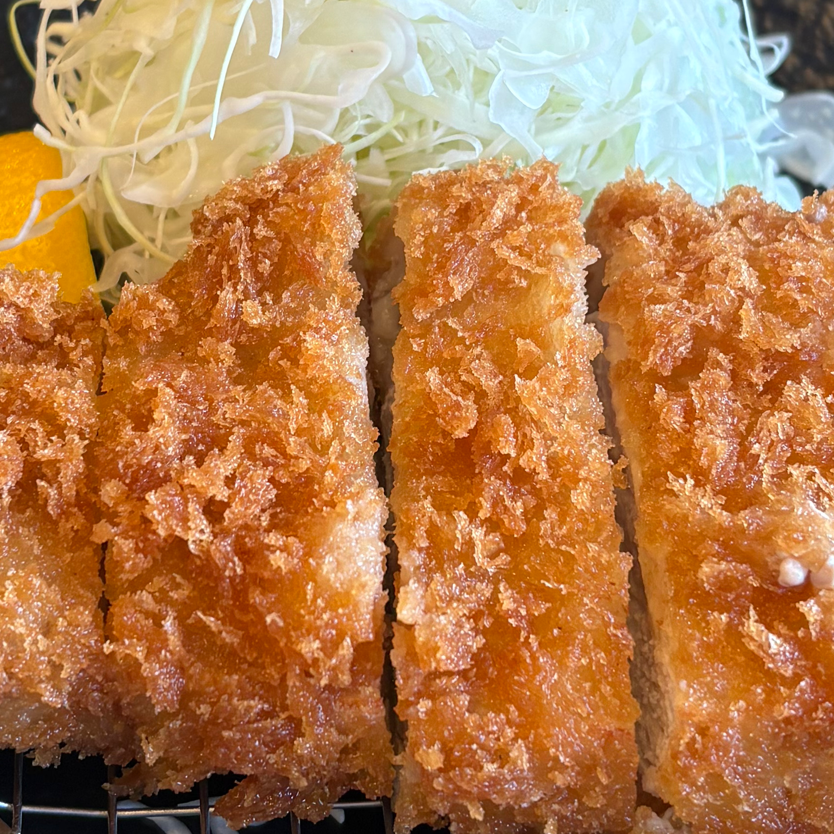 カウンターの外(店の中)